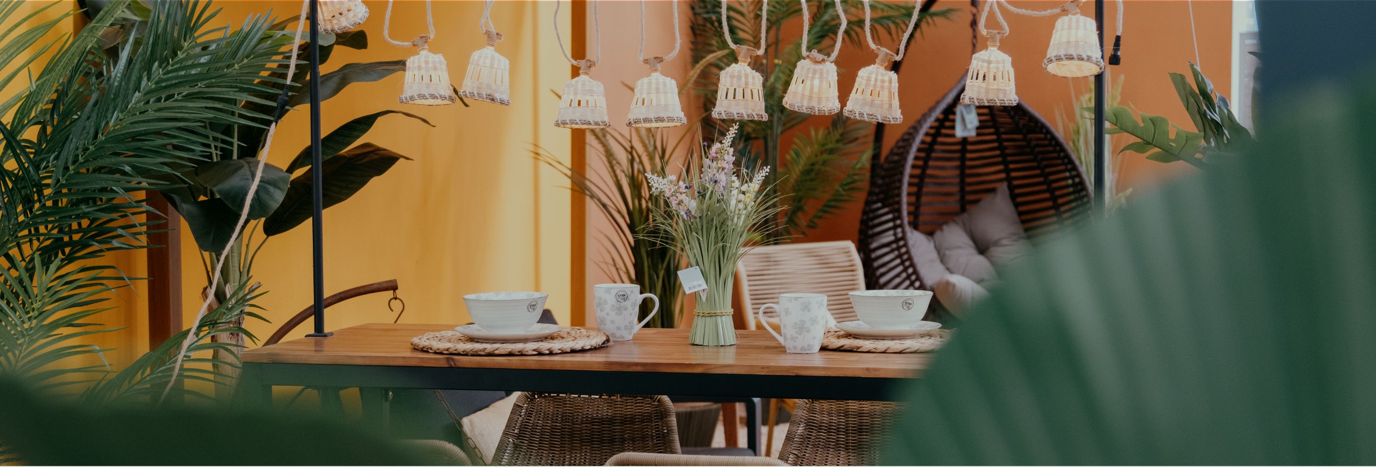 Mobiliario de jardín i piscina | Jardinería Bisanyes