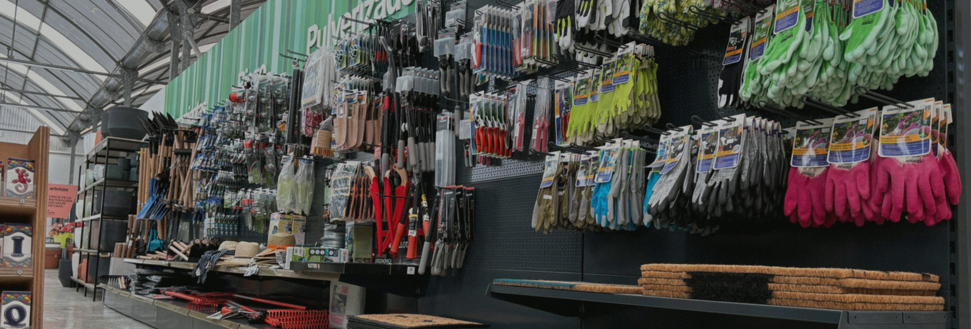 Productos fitosanitarios y herramientas de jardinería | Jardinería Bisanyes