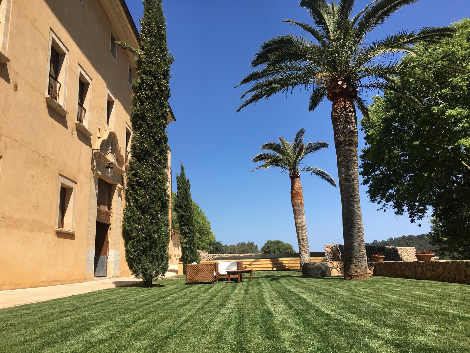 Diseño de jardín en Hotel Son Brull, Mallorca | Jardinería Bisanyes